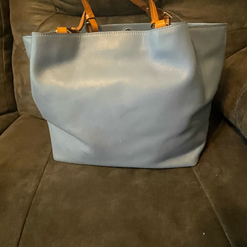 Dooney and Bourke Women's Bag - Picture 2 of 7